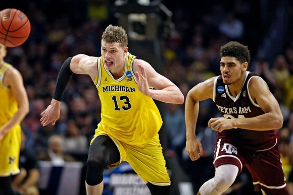 Moritz Wagner (13)