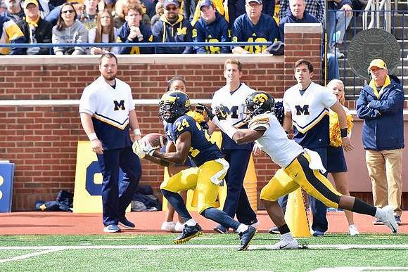 Lavert Hill (24)