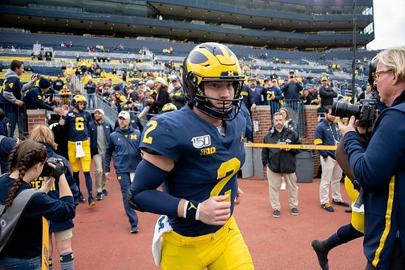 Shea Patterson (2) and Michael Sessa (6)