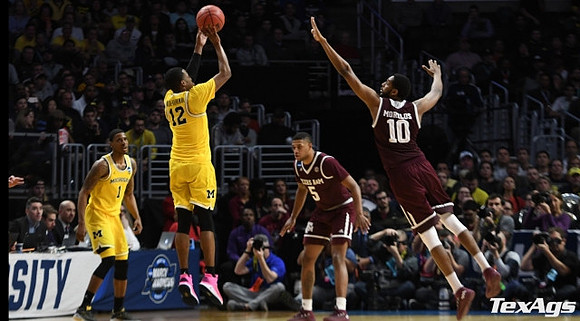 Charles Matthews (1) and Muhammad-Ali Abdur-Rahkman (12)