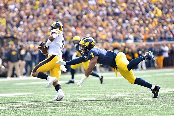 Khaleke Hudson (7)