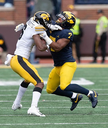 Khaleke Hudson (7)