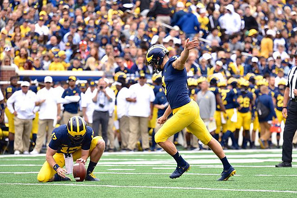 Will Hart (17) and Quinn Nordin (3)