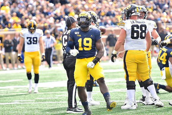 Kwity Paye (19) and Cameron McGrone (44)