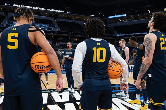 Terrance Williams II (5), Juwan Howard, Frankie Collins (10), Jaron Faulds (44), Moussa Diabate (14), and Brandon Johns Jr. (23)