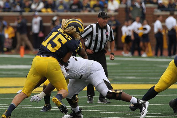 Chase Winovich (15)