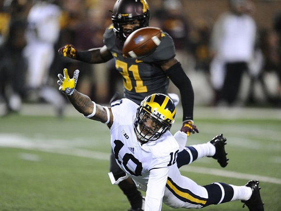 Da'Mario Jones (10)