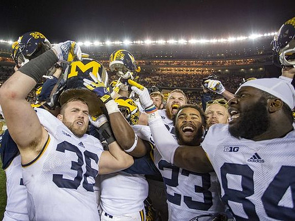Joe Kerridge (36), Tyree Kinnel (23), A.J. Williams (84), and The Little Brown Jug