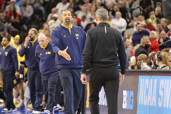 Howard Eisley, Phil Martelli, Juwan Howard, and Villanova Head Coach Jay Wright