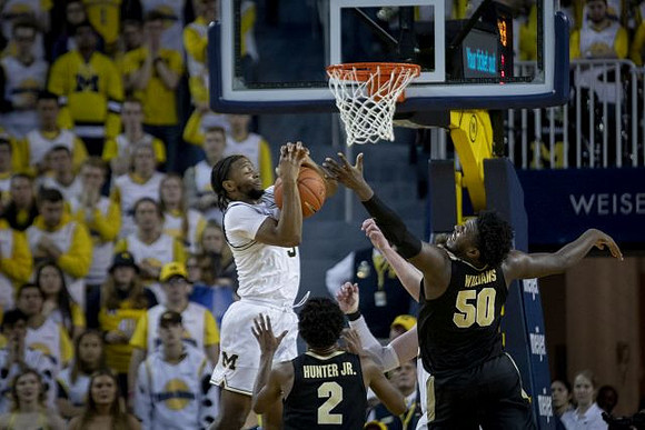 Zavier Simpson (3)