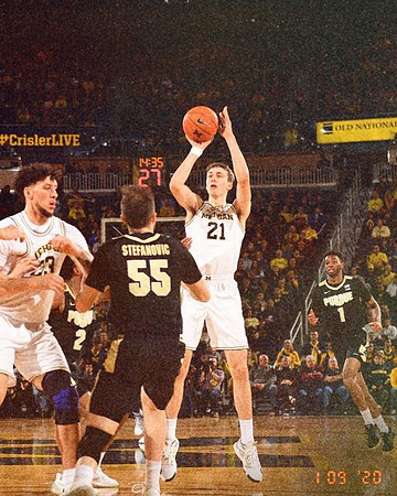 Brandon Johns Jr. (23) and Franz Wagner (21)
