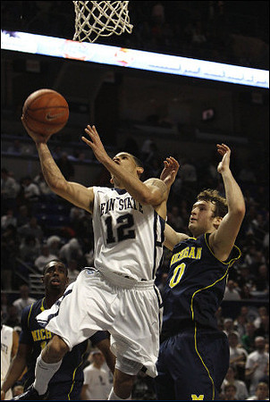 Tim Hardaway Jr. (10) and Zack Novak (0)