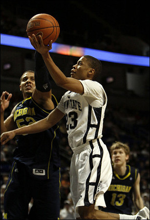 Jordan Morgan (52) and Matt Vogrich (13)