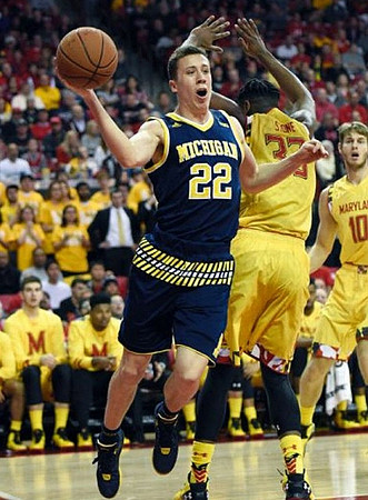 Duncan Robinson (22)