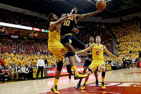 Derrick Walton Jr. (10) and Kameron Chatman (3)