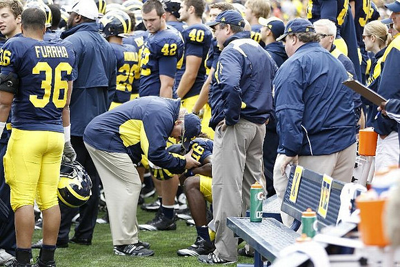 Denard Robinson (16), Rasheed Furrha (36), Phil Monolo (29), Dylan Esterline (42), and Nate Allspach (40)