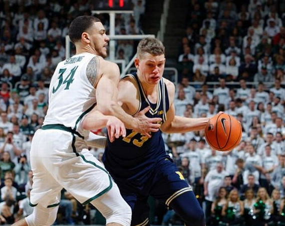 Moritz Wagner (13)