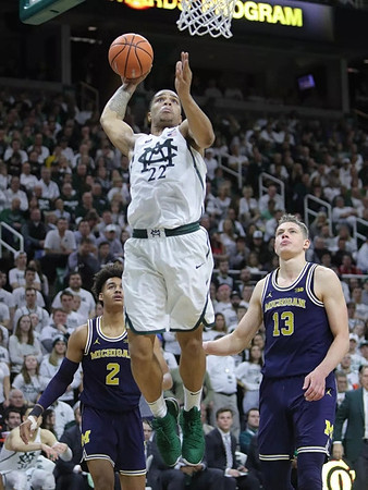 Jordan Poole (2) and Moritz Wagner (13)