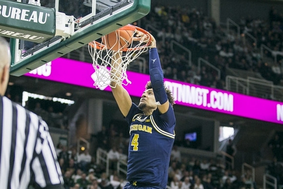 Isaiah Livers (4)