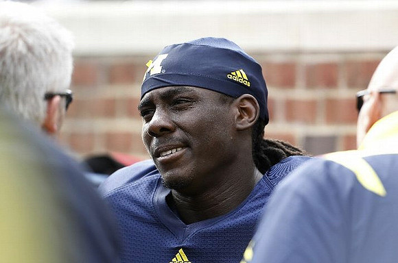 Denard Robinson (16)