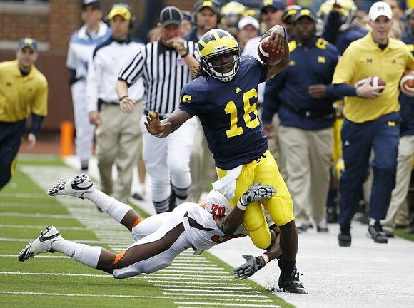Denard Robinson (16)
