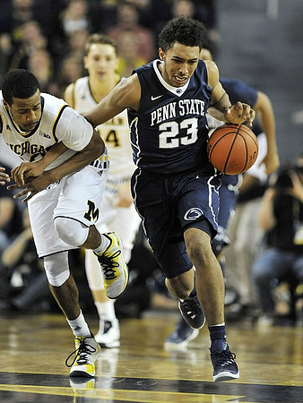 Muhammad-Ali Abdur-Rahkman (12) and Mark Donnal (34)