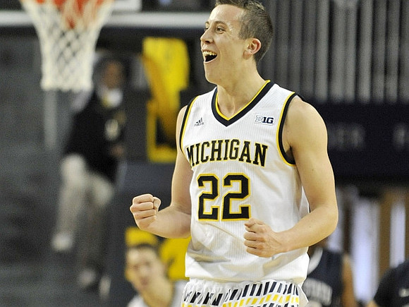 Duncan Robinson (22)