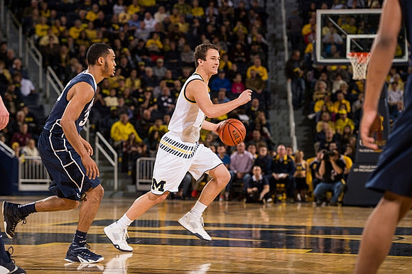Andrew Dakich (11)