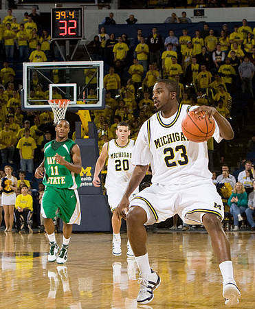 Josh Bartelstein (20) and Corey Person (23)
