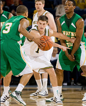 Stu Douglass (1) and Zack Gibson (32)