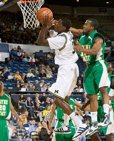 Manny Harris (3)