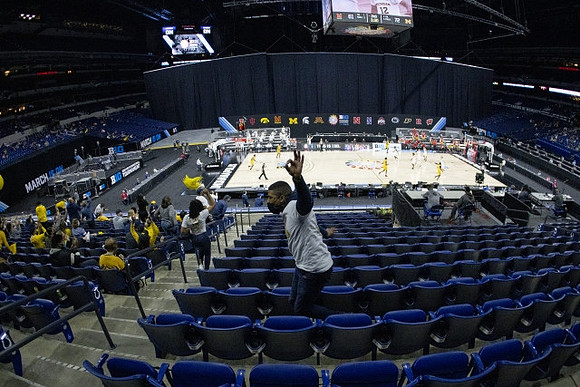 Lucas Oil Stadium