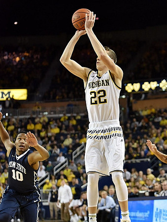 Duncan Robinson (22)