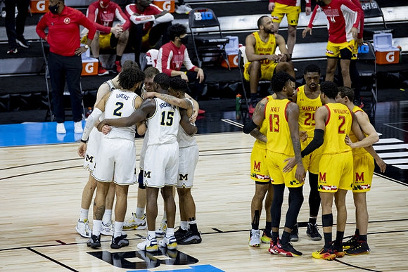 Isaiah Livers (2), Franz Wagner (21), Austin Davis (51), Chaundee Brown Jr. (15), and Eli Brooks (55)