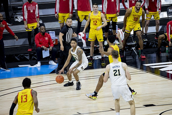 Eli Brooks (55) and Franz Wagner (21)