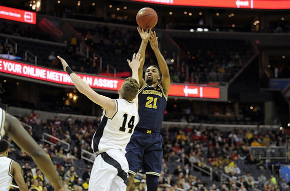 Zak Irvin (21)
