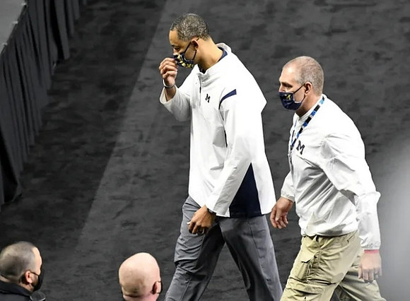 Juwan Howard and Jay Smith