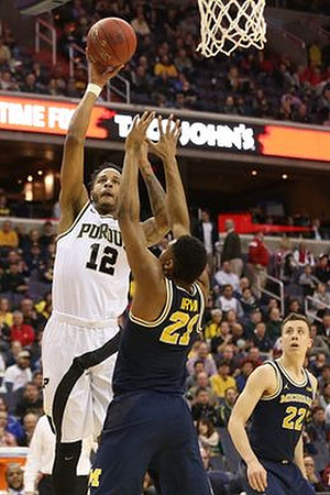 Zak Irvin (21) and Duncan Robinson (22)