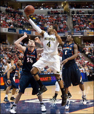 Darius Morris (4) and Stu Douglass (1)
