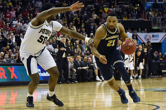 Zak Irvin (21)