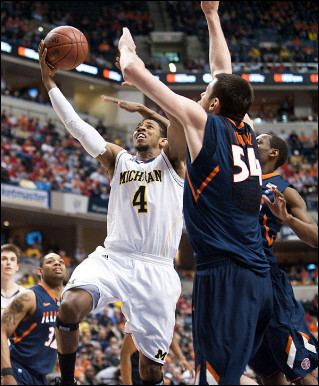 Darius Morris (4)