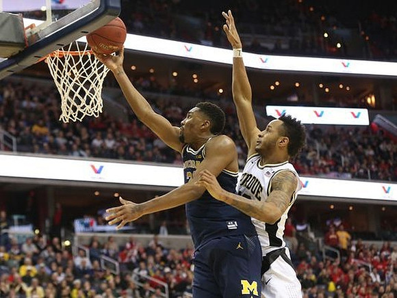 Zak Irvin (21)
