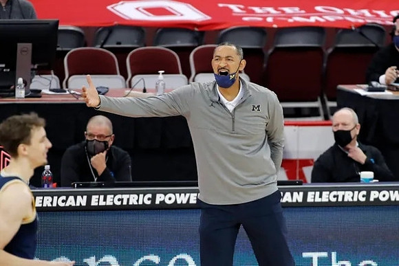 Juwan Howard and Franz Wagner (21)