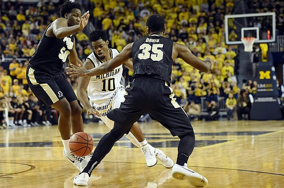 Derrick Walton Jr. (10)