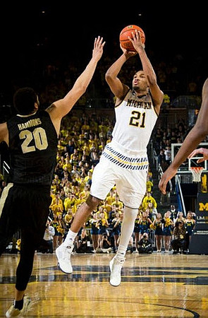 Zak Irvin (21)