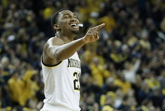 Zak Irvin (21)