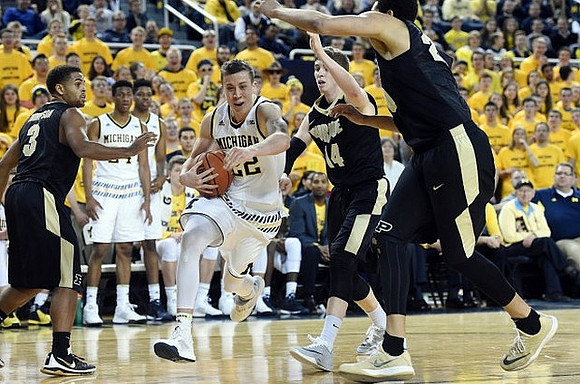 Aubrey Dawkins (24) and Duncan Robinson (22)