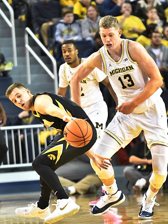Moritz Wagner (13) and Muhammad-Ali Abdur-Rahkman (12)