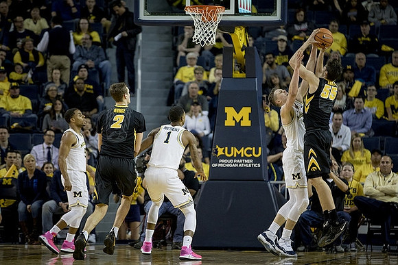 Jaaron Simmons (5), Charles Matthews (1), and Moritz Wagner (13)