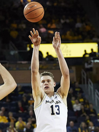 Moritz Wagner (13)